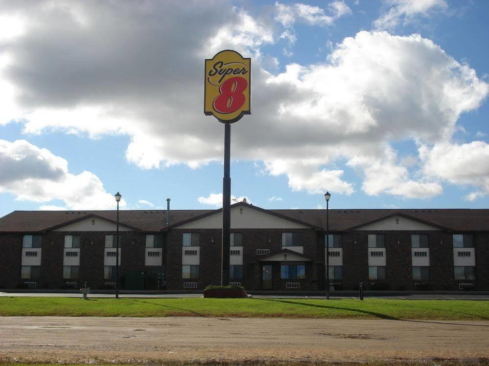 Super 8 By Wyndham Perham Exterior foto